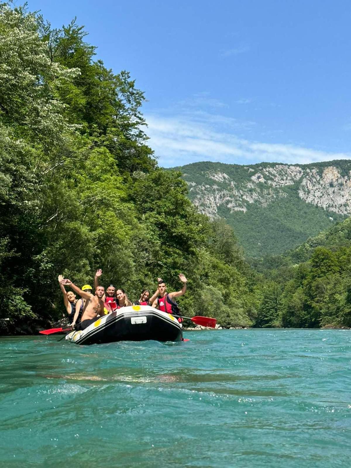 Vucja Gora Hotel Foca Buitenkant foto